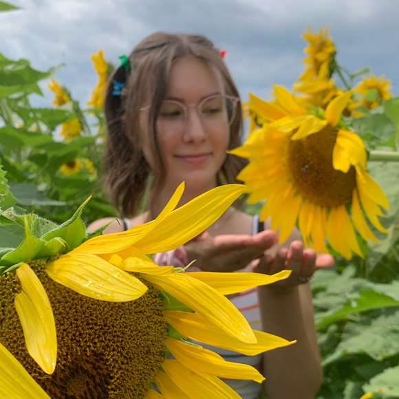 Meet your Posher, Shannon - Picture 1 of 1